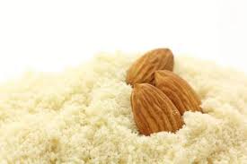 Almond  100g